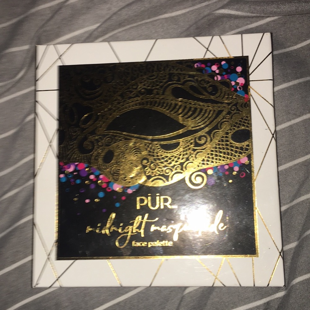 Pur Cosmetics midnight masquerade face palette